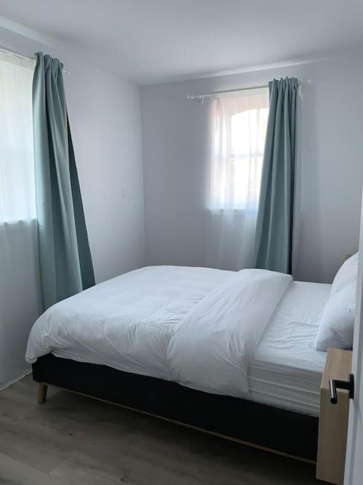 871 Shefford Suite 207 3Chambres Bromont Bagian luar foto